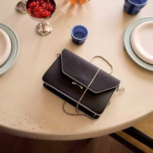 STICKY SIS CLUB • Sac à main "Noir"